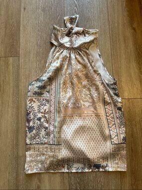 Rachel Zoe Sleeveless Halter
Neck Tie Back Patchwork Top
Women's Size M